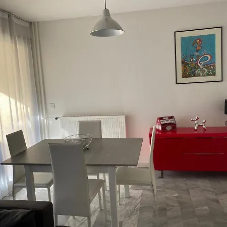 Suite Cosy, Piscine, Tennis, Parking Apartment *